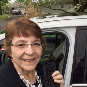 Meet your Posher, Mimi